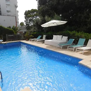 Apartamento Apart.can Pons,con Piscina, A 50 De La Playa, Cala Galdana (Menorca)